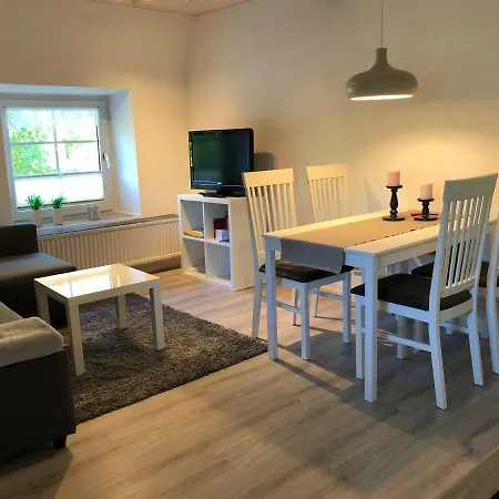 Gonnsen Apartment *